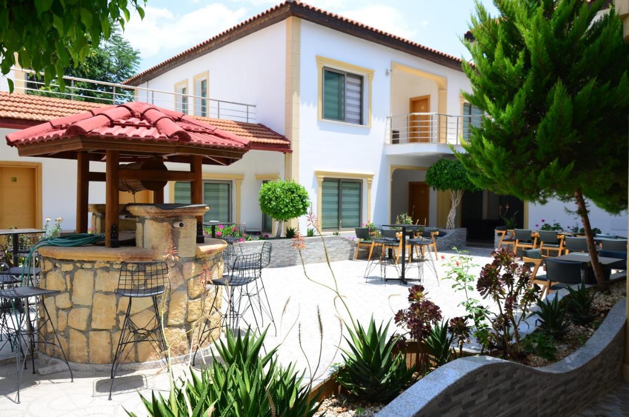 Nagas Hotel & Restaurant At Historical Part Of Nicosia Exterior photo